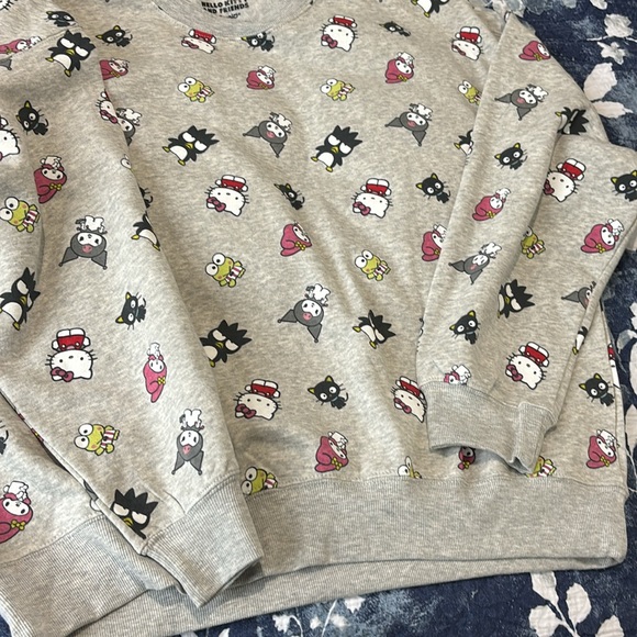 Hello Kitty by Sanrio new without tag lounge sweatshirt cute fleece lined - Picture 8 of 8